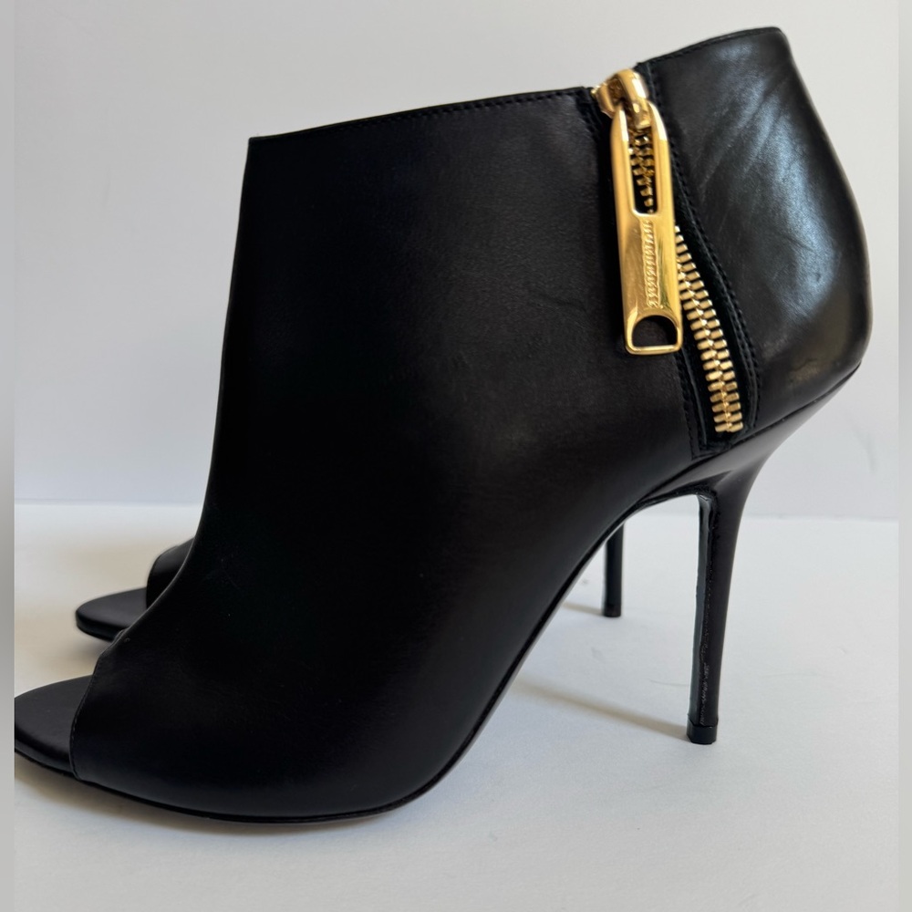 Burberry Black and Gold Heeled Boots - Picture 4 of 15